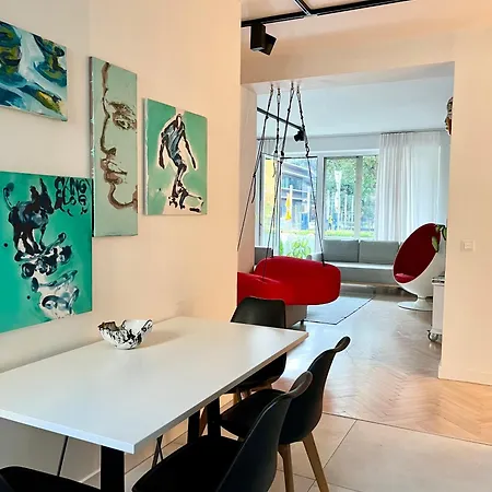 Apartment Art & Design 3 In Center *